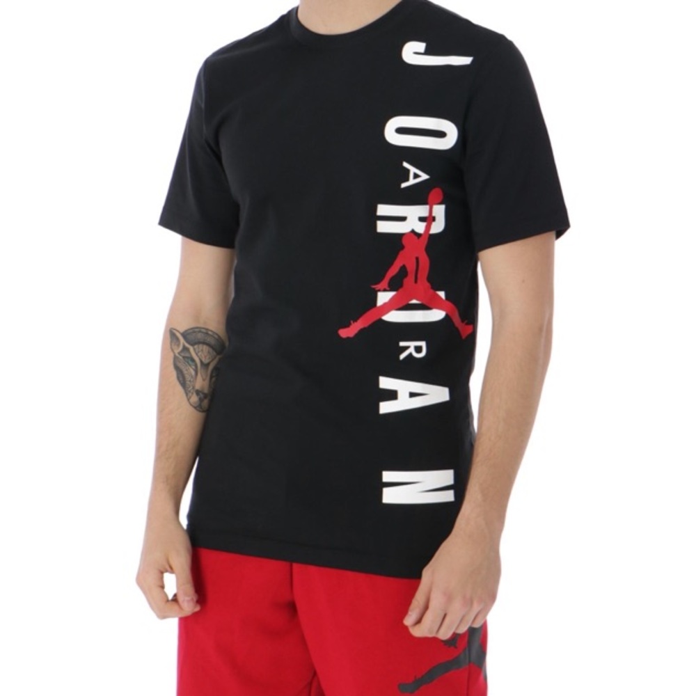 JORDAN HBR VERTICAL LOGO T-SHIRT BLACK